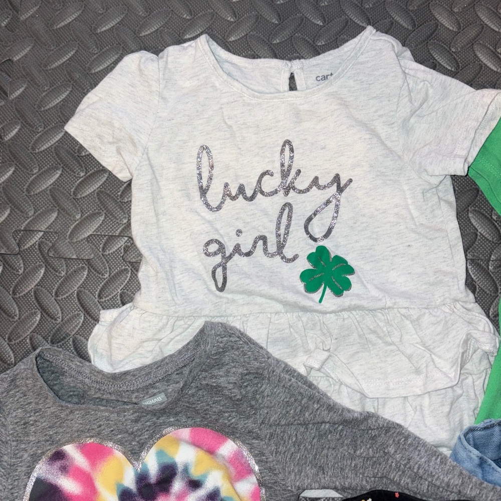 St. Patrick's Day bundle. 5 items! 3T/XS - Picture 4 of 11